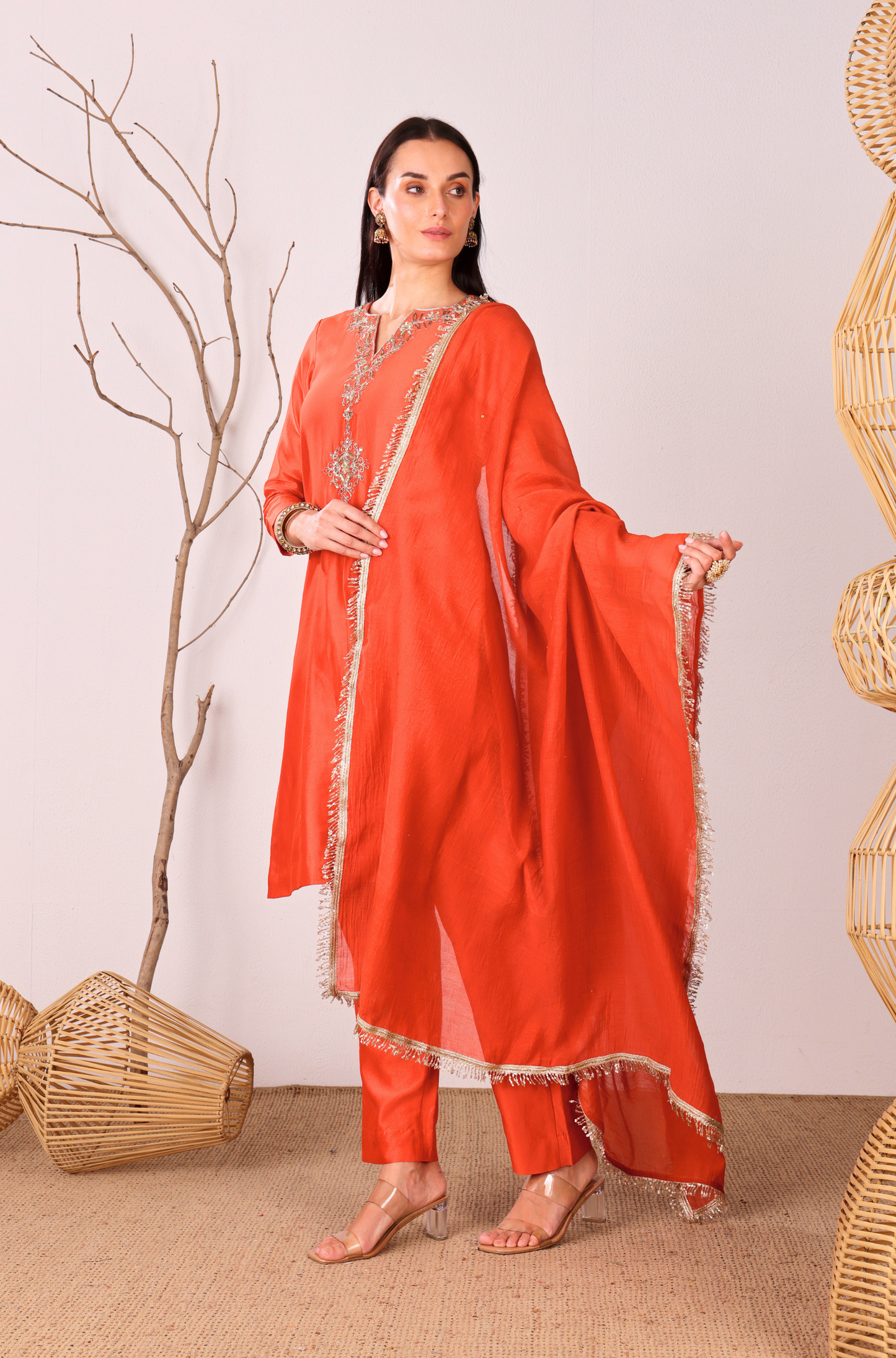 INAYA STAIGHT SUIT