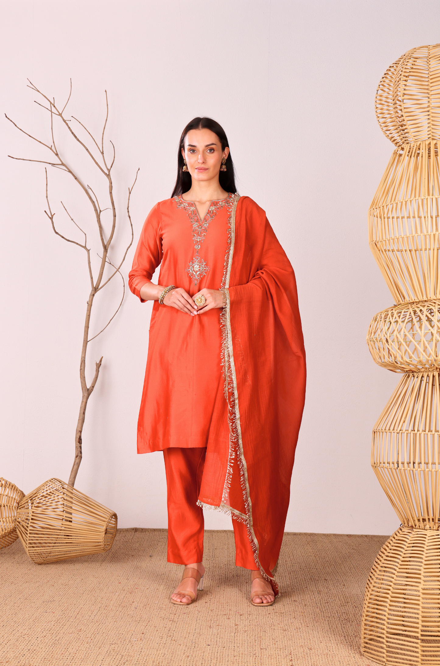 INAYA STAIGHT SUIT