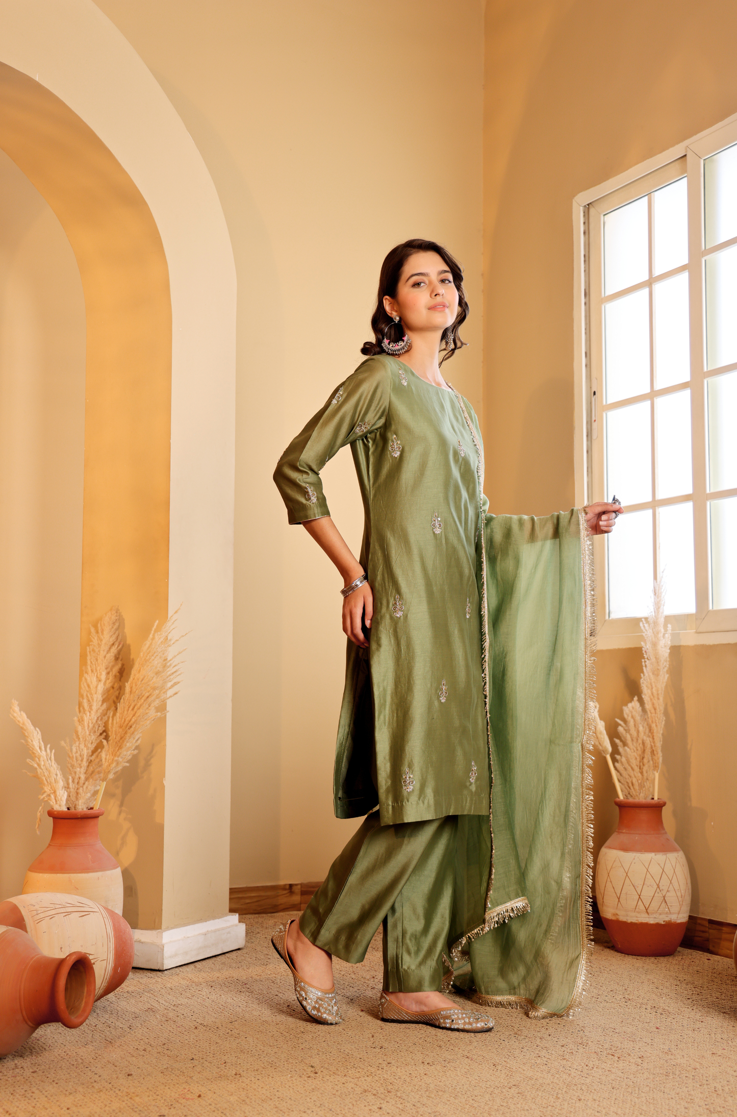 Zariya Suit