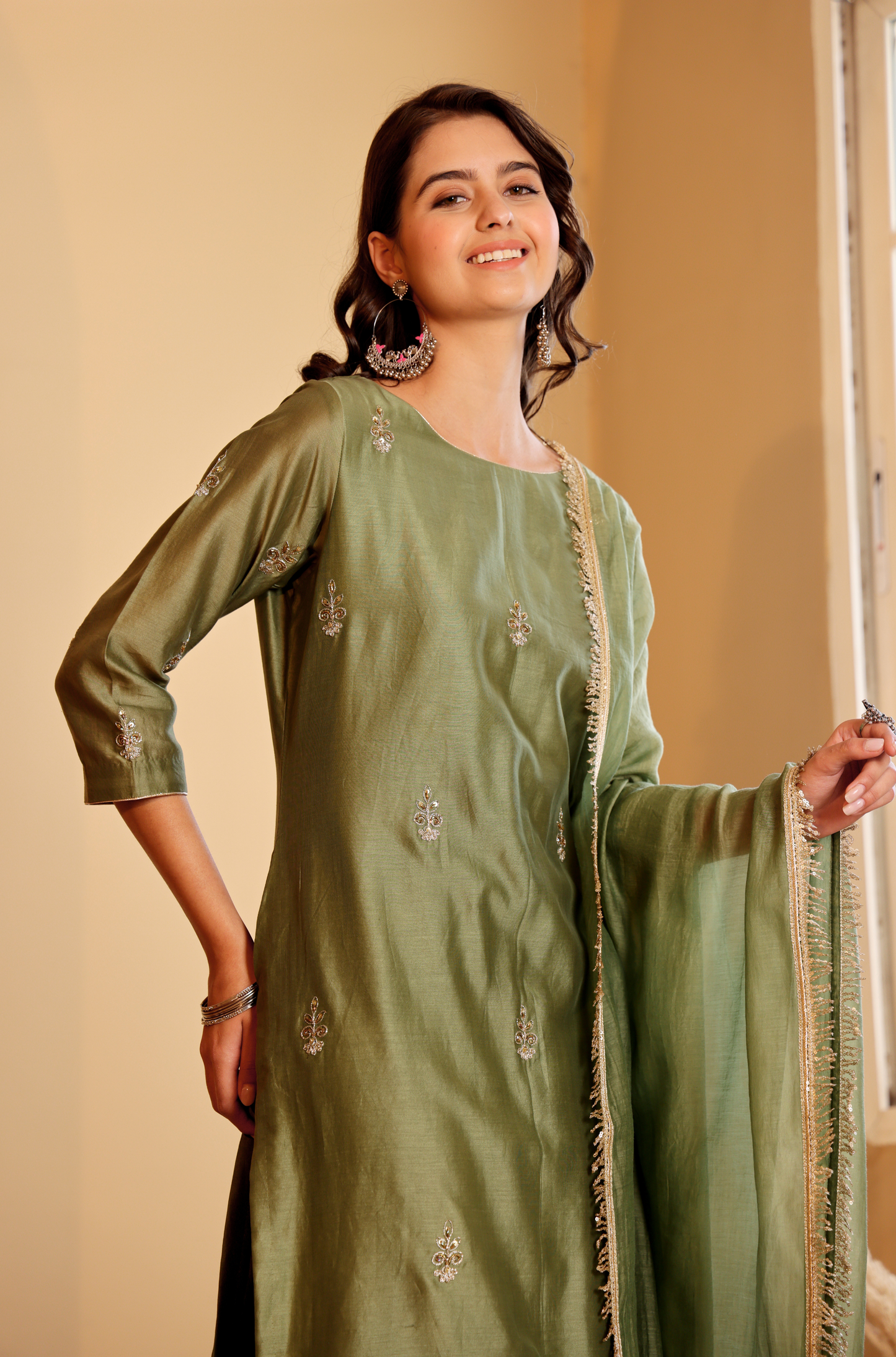 Zariya Suit