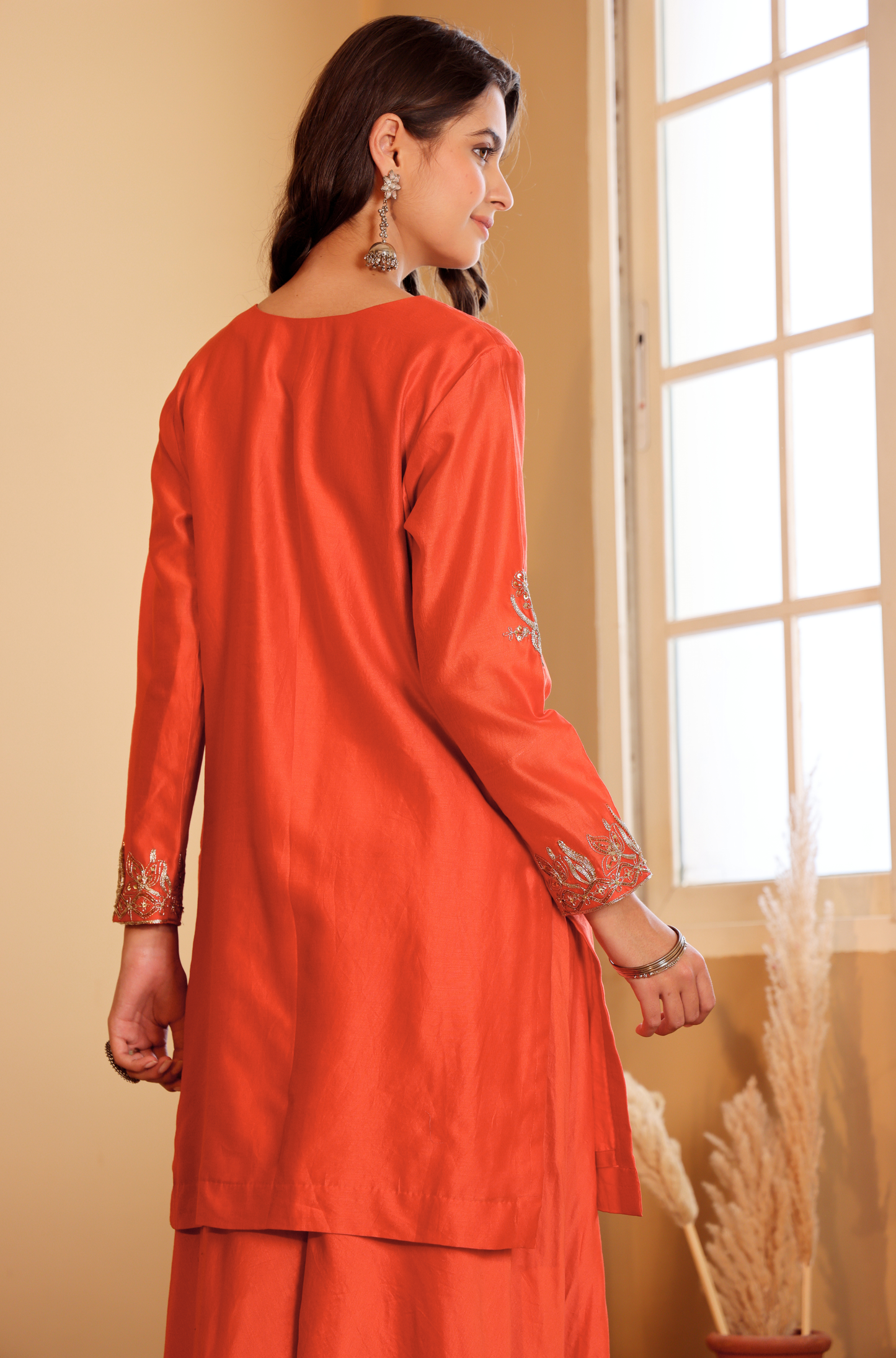 Shurkh Sharara Set