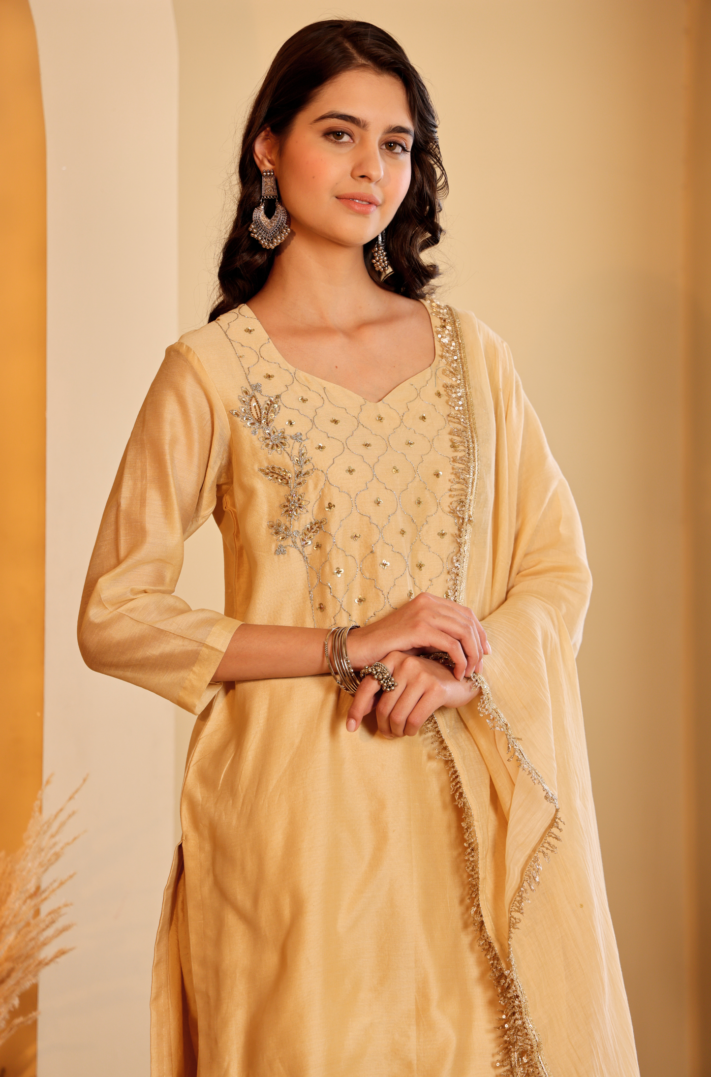 Haniya Straight Set
