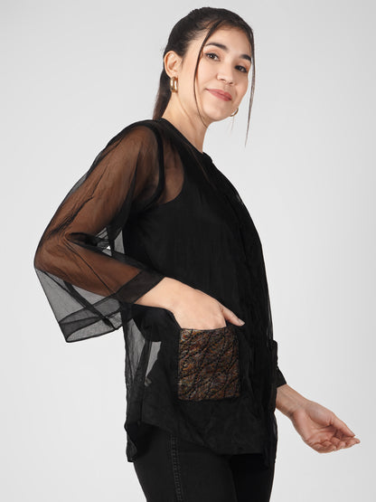 IRIS BLACK SHIRT