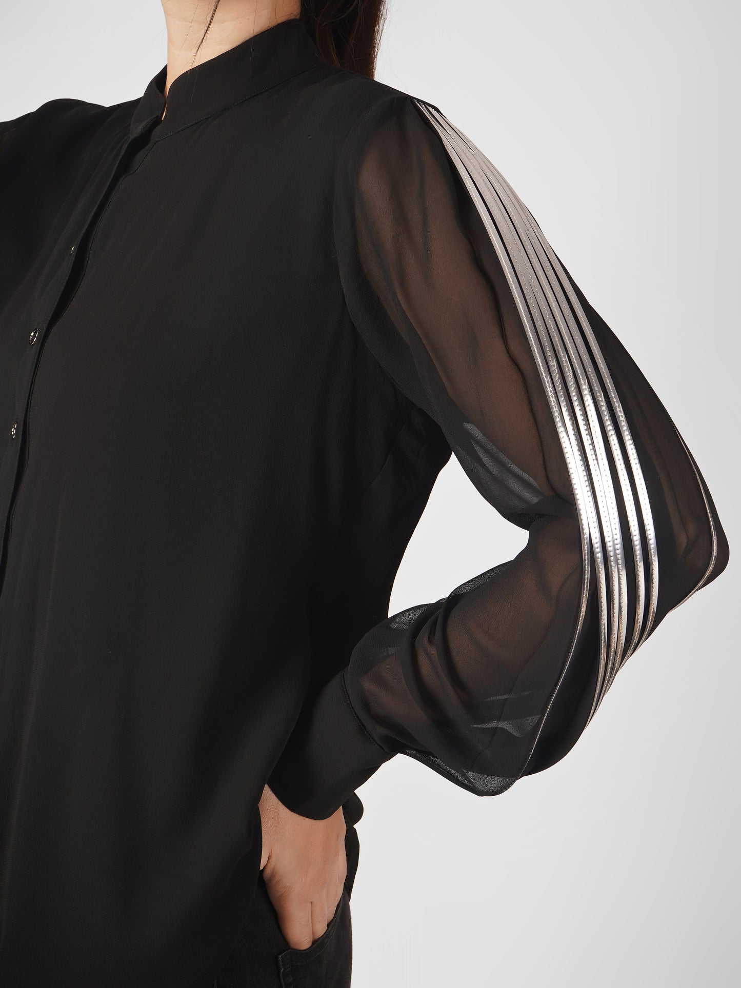 ATHENA BLACK SHIRT