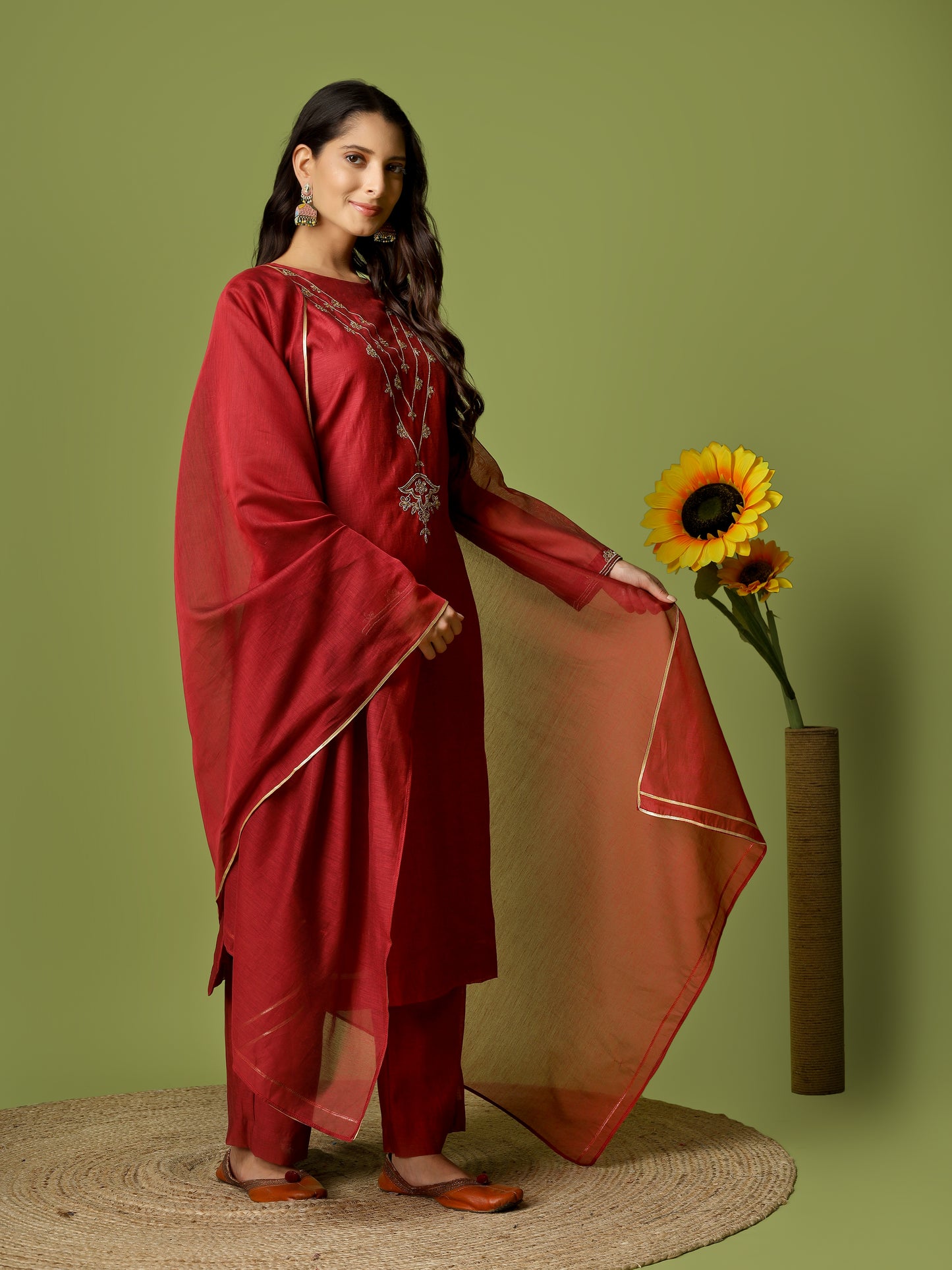 RIWAAYAT MAROON SUIT