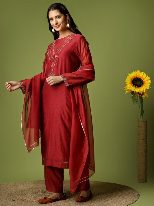 RIWAAYAT MAROON SUIT