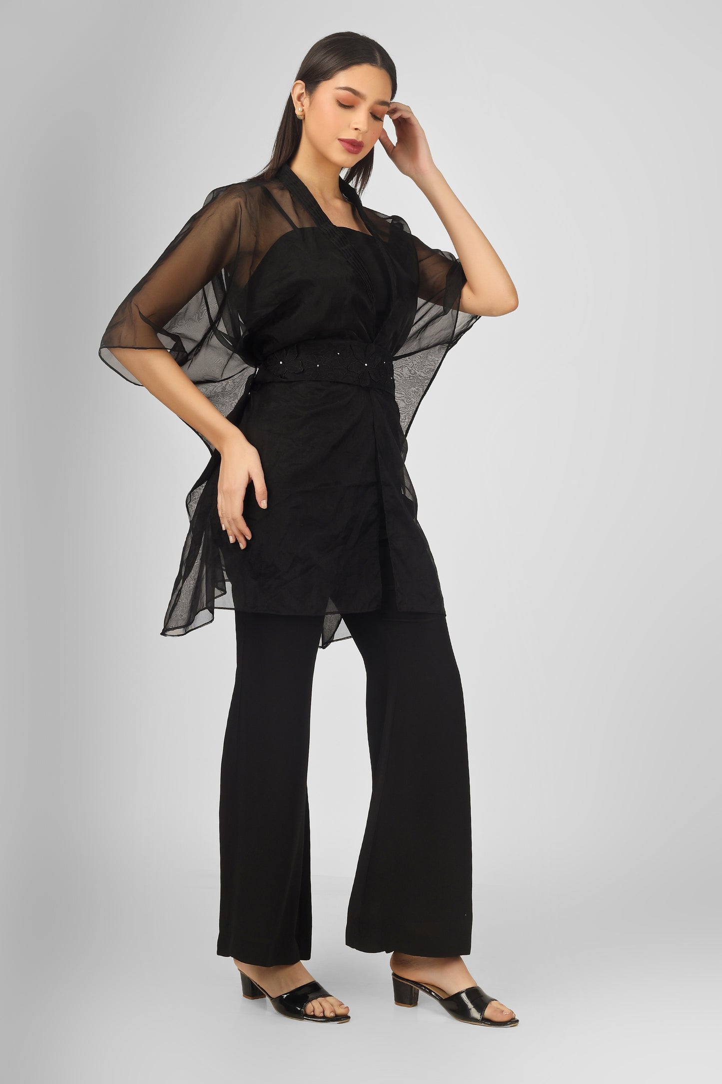 MAGNOLIA BLACK KAFTAN SET